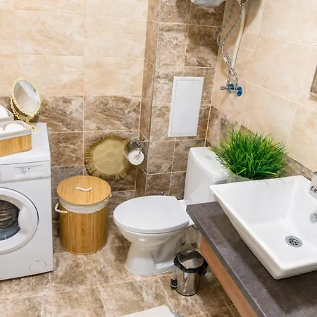 One-bedroom Premium شقة *