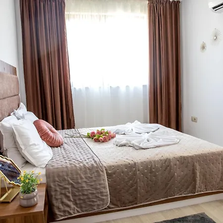 One-bedroom Premium アパート