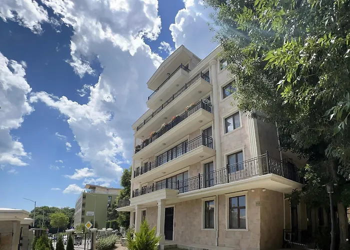 Ramay Apartcomplex * Saints Constantine and Helena